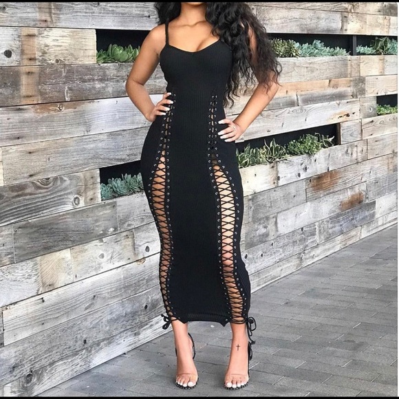HSITC Dresses & Skirts - ARIA!